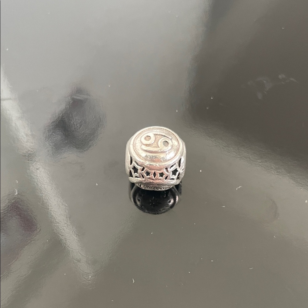 Pandora Cancer Zodiac Charm – Sterling Silver